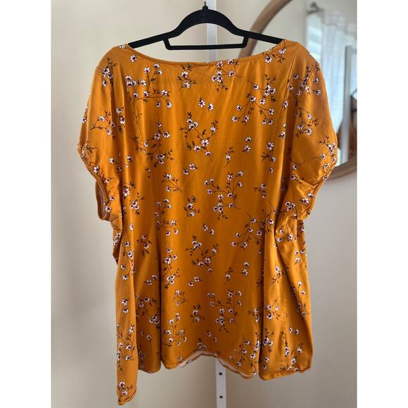 Torrid Mustard Floral Babydoll Top Size 5 - Picture 2 of 5